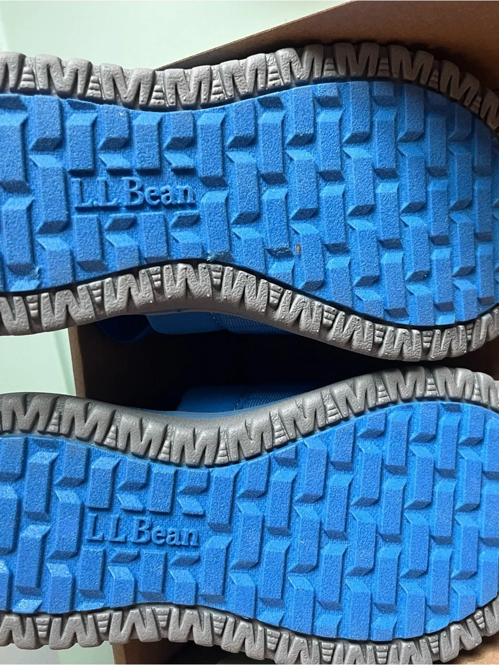 L.L. Bean easy slip